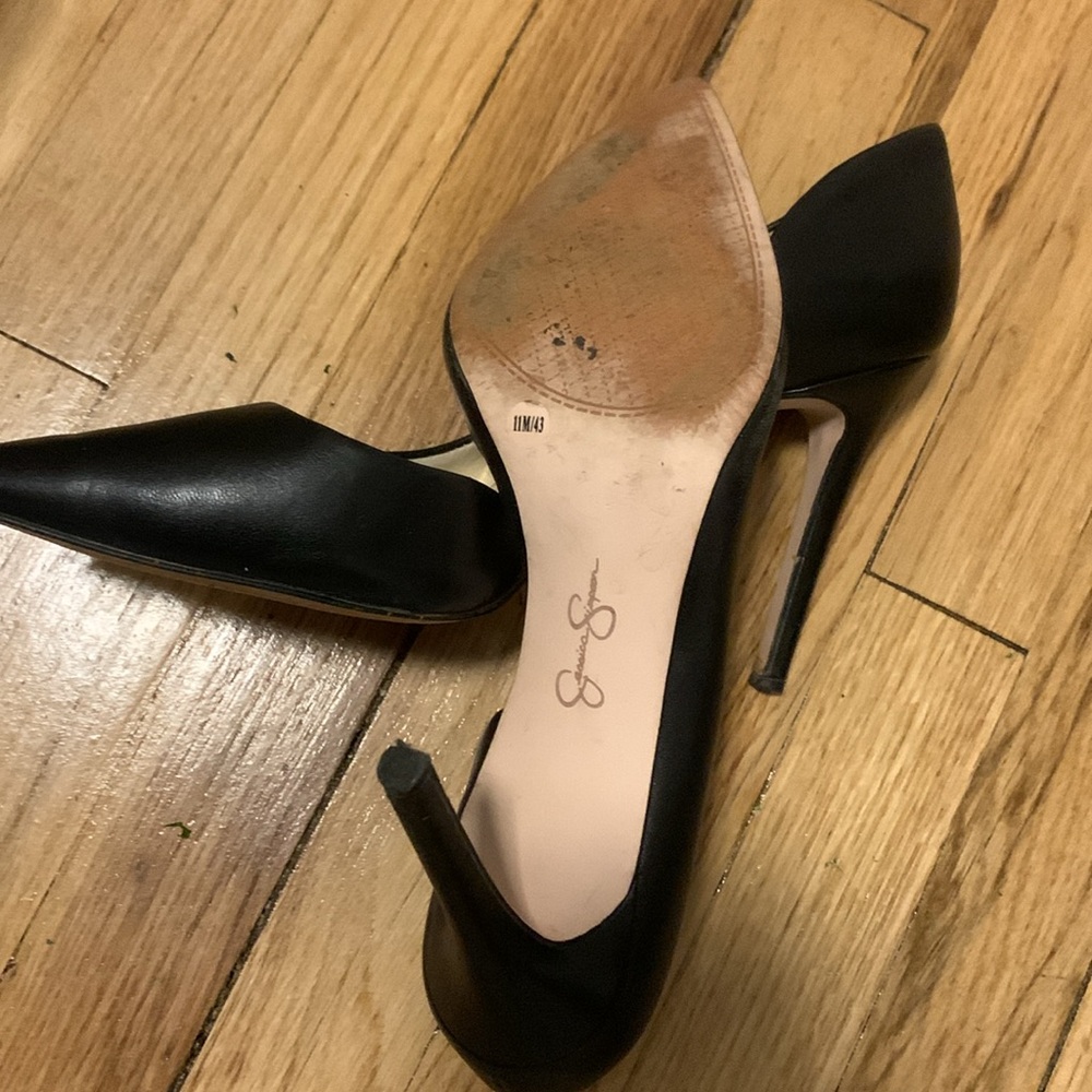 Shoes 👠 - Picture 3 of 5